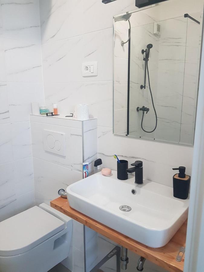 Apartma Soncek Izola Exteriör bild